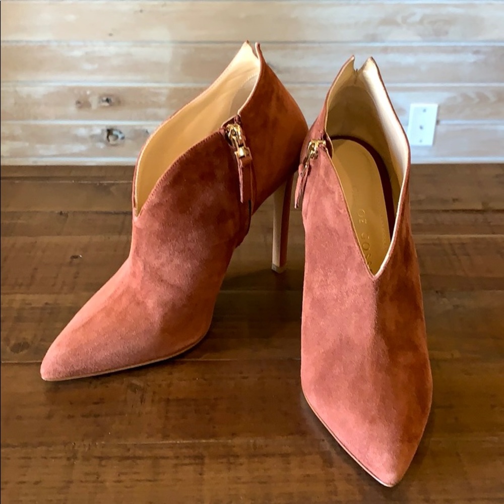 Chloe Gosselin Leather ankle bootie